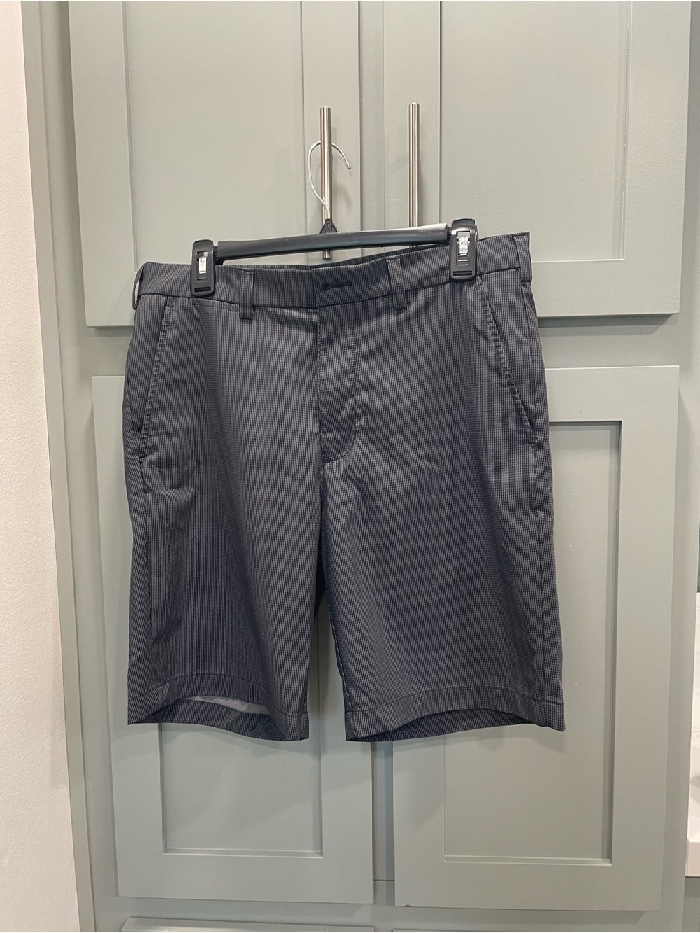 PGA Tour Men's Flat Front Performance Shorts - Charcoal